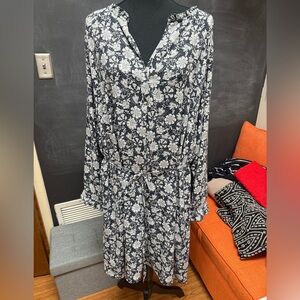LOFT Navy and White Floral Long Sleeve Dress